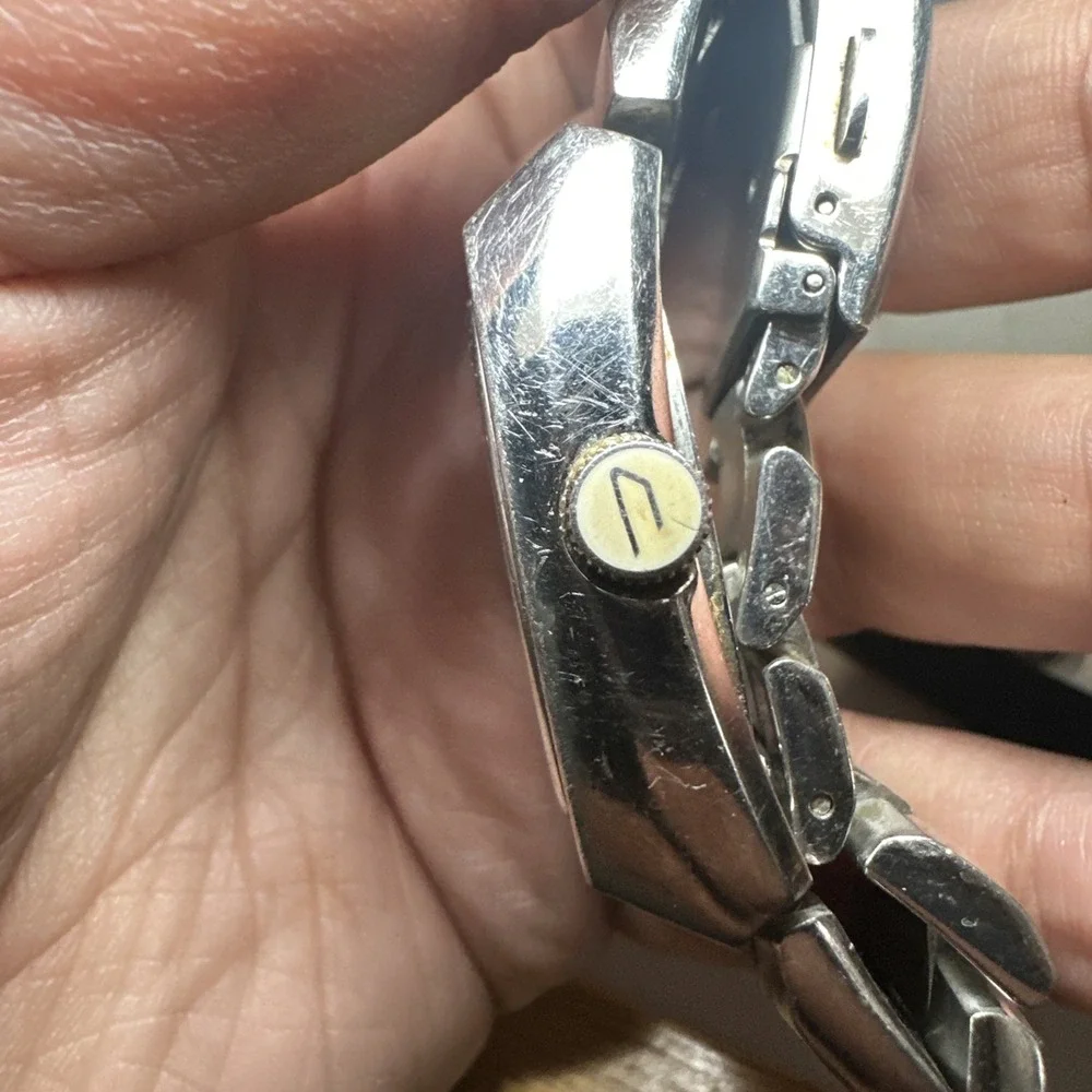 VTG Diesel Mens 10 Bar Watch Quartz  DZ-4063 Heavy Steel 40mm Fit 7in FOR REPAIR